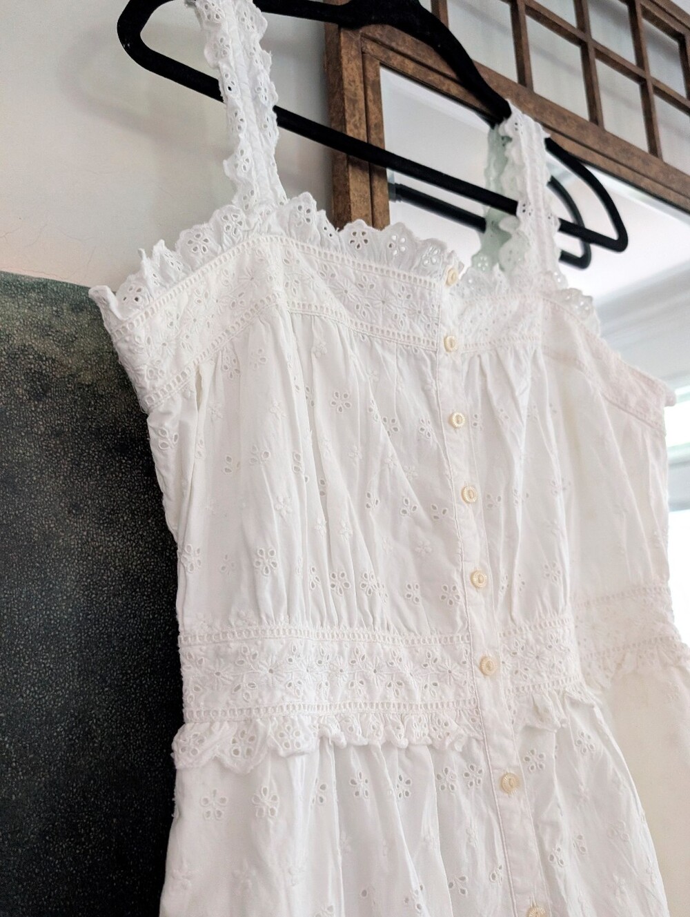 Gap x DÔEN Eyelet Midi Dress - Picture 4 of 7